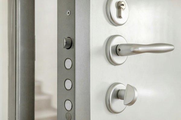 Prix porte blindée : ce qui influence vraiment le coût